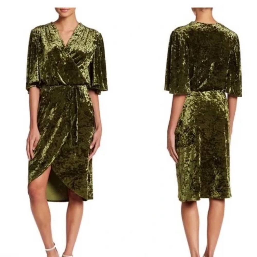 Alexia Admor Velvet Wrap Dress - Missing Belt!